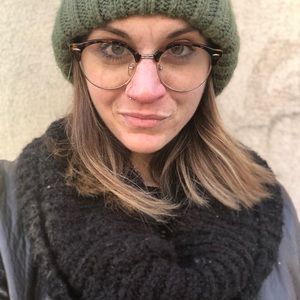 Meet your Posher, Alissa